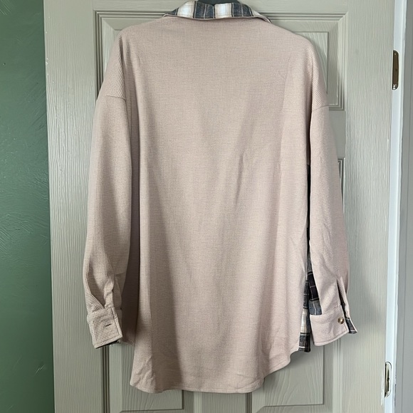 Waffle oversized button up - Picture 5 of 6